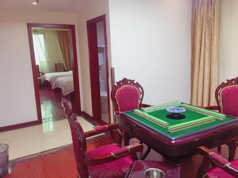 Greentree Inn Shanghai Pudong Airport Wild Animal Park Express Hotel Nanhui Екстер'єр фото